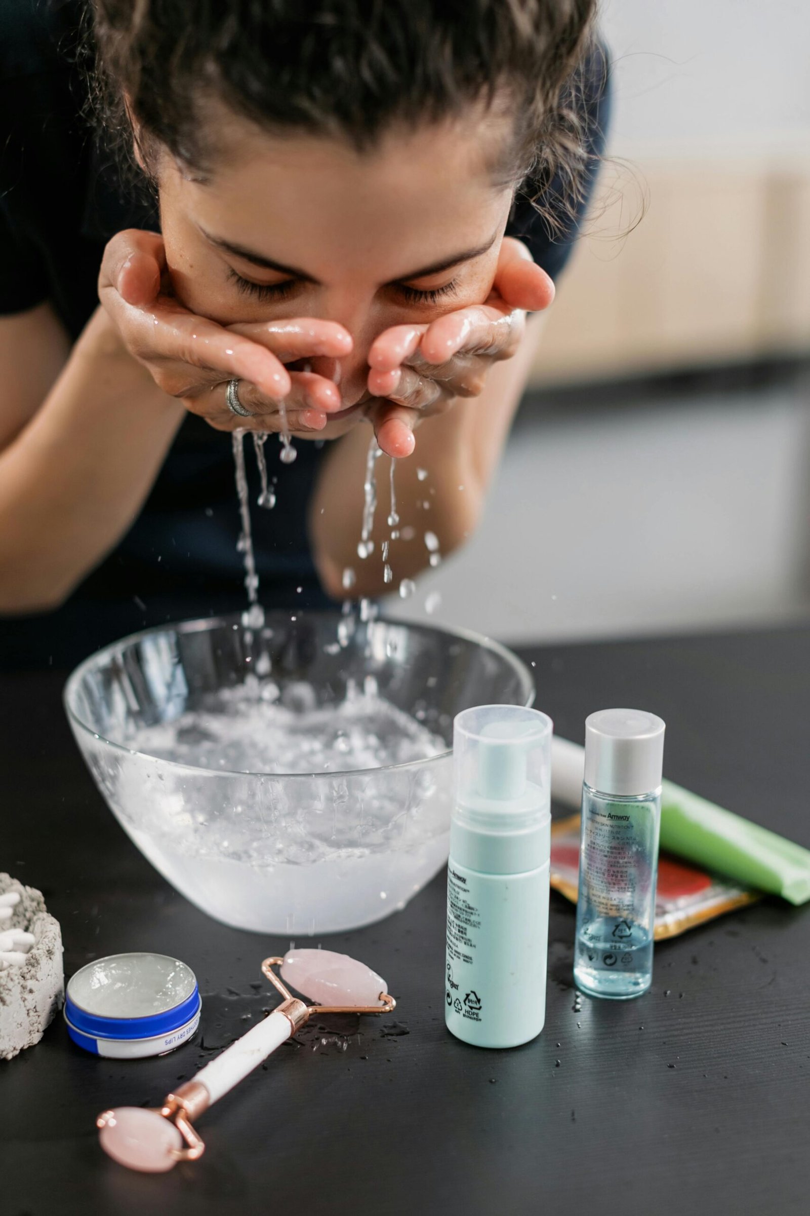 Read more about the article The Ultimate Nighttime Routine for Clearer, Brighter Skin in 2025