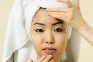 Read more about the article Best Skincare Routine for Dry Skin in 2025: Hydrate, Nourish & Glow Naturally